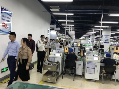 活動(dòng)回顧 | 校友科技創(chuàng)投協(xié)會走進(jìn)“南微醫(yī)學(xué)”教育科技開發(fā)